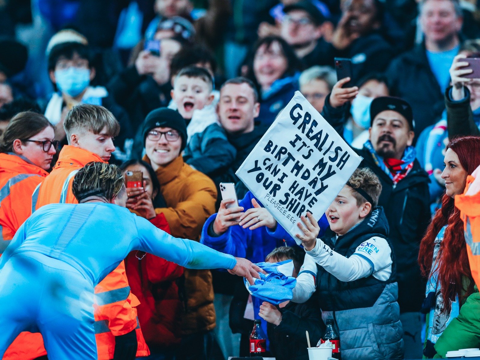 寶馬提供巨 寶馬提供巨